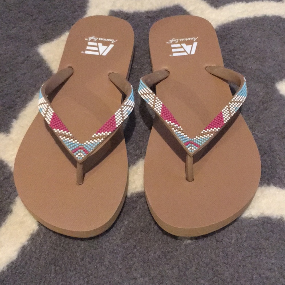 American Eagle beige sandals